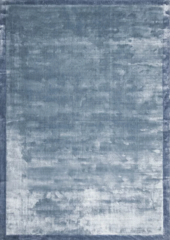 Dywan o wspaniałym składzie runa: 100% wiskoza. Pochodzi z Indii. Dywan jest wykonany ręcznie z wiskozy. Rozmiary magazynowe: 170×240cm, 250×350 cm