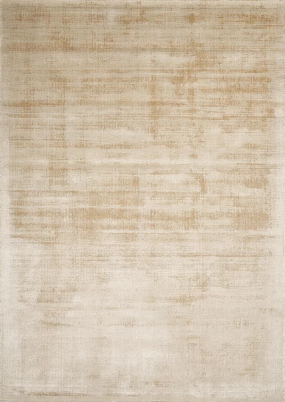 Dywan o wspaniałym składzie runa: 100% wiskoza. Pochodzi z Indii. Dywan jest wykonany ręcznie z wiskozy. Rozmiary magazynowe: 170×240cm, 250×350 cm